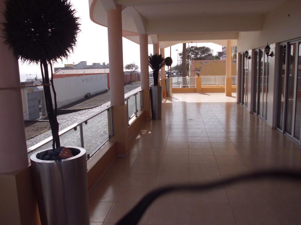 Restaurante Residencial Nova Cidade Porto Novo Exterior foto